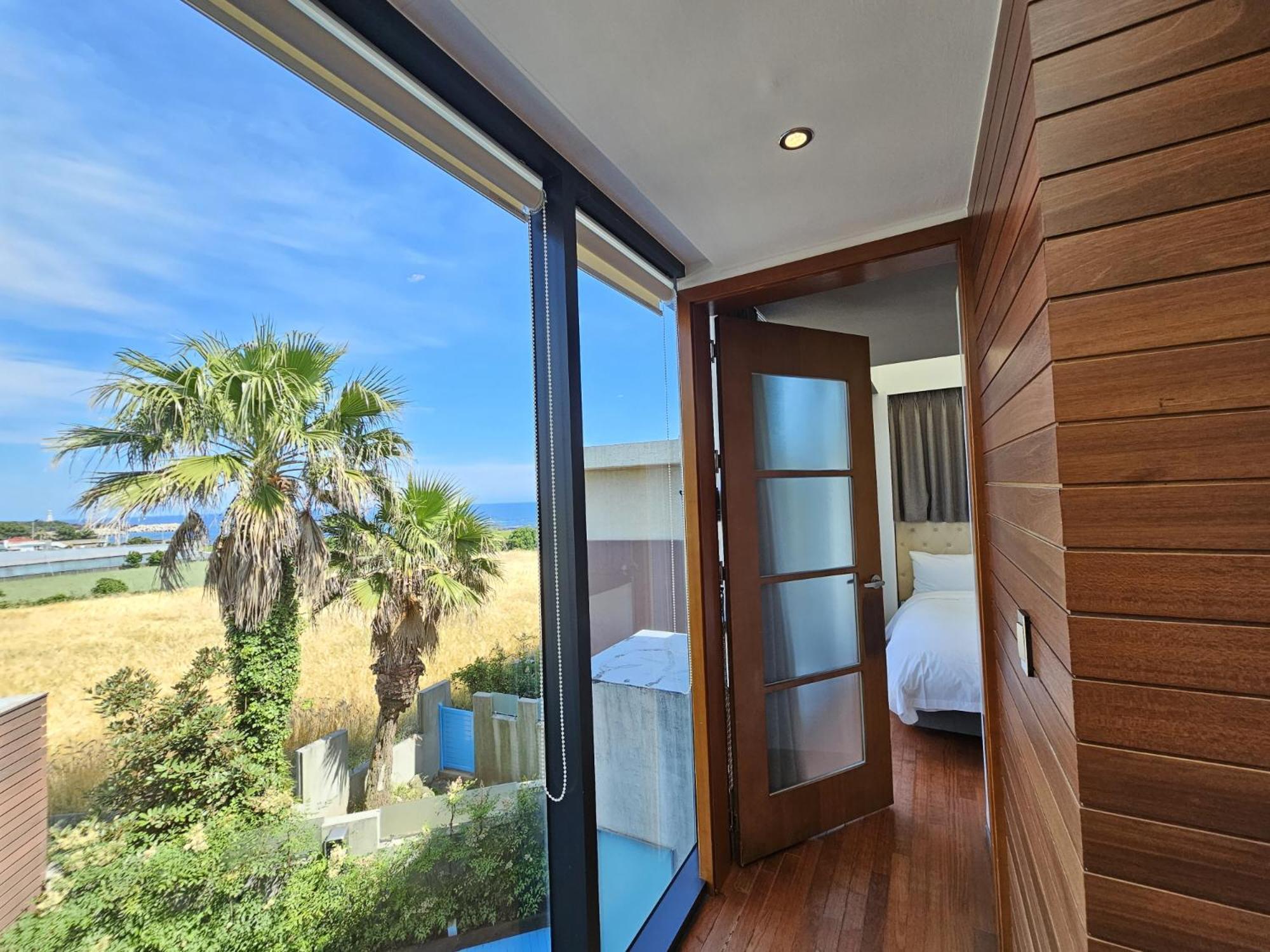 Jeju Hotel Scarboro Seogwipo Ngoại thất bức ảnh