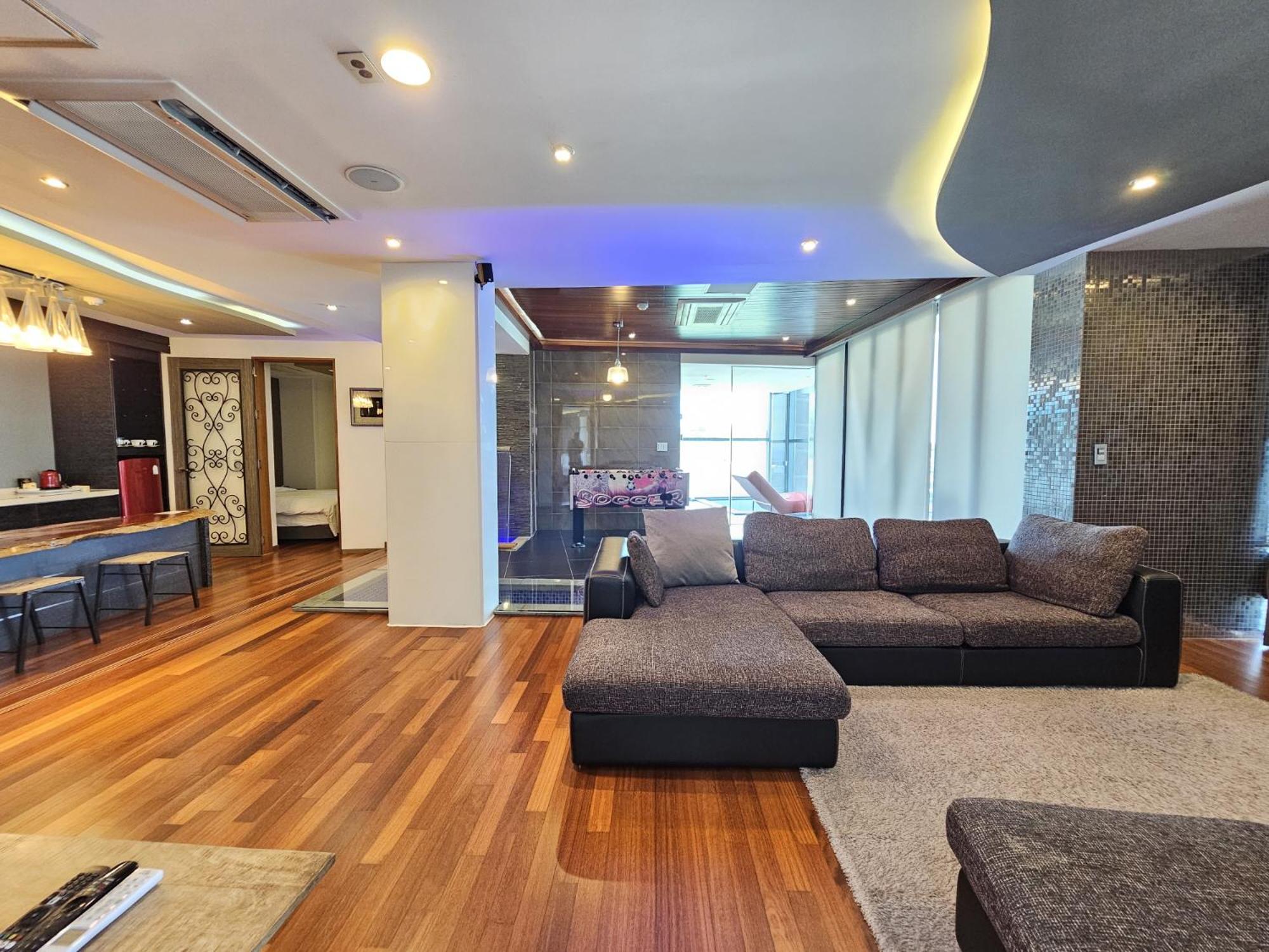 Jeju Hotel Scarboro Seogwipo Ngoại thất bức ảnh